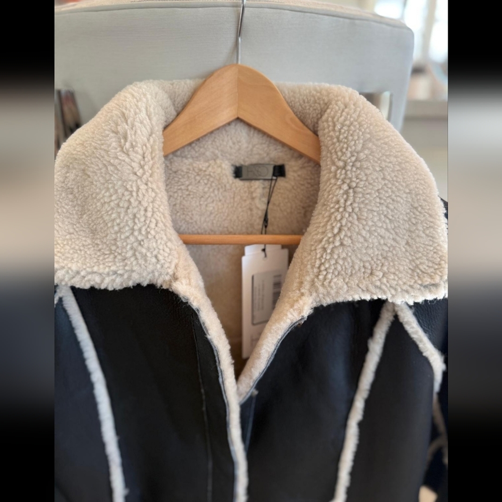 HiSO FRACTAL REVERSIBLE SHEARLING JACKET IN BLACK/BEIGE NAPPA - Picture 5 of 13